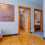 Seref Aziz Keskin Apartment