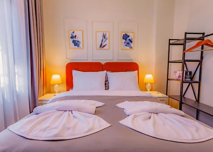 Seref Aziz Keskin Apartment